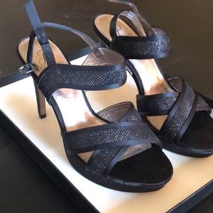 Adrianna Papell heels